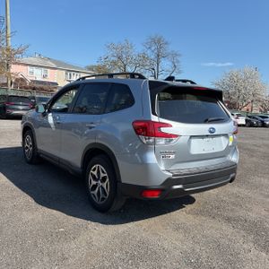 SUBARU FORESTER PREMIUM - 6