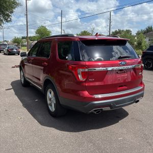 FORD EXPLORER XLT - 4