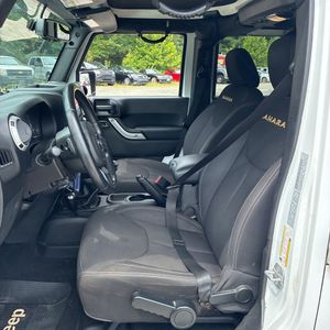 صورة مصغرة 31 لـ 2015 JEEP WRANGLER UNLIMITED SAHARA
