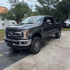 FORD F-350 SUPER DUTY LARIAT - 1