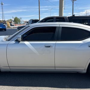 DODGE CHARGER SRT-8 - 4