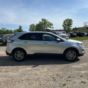 FORD EDGE SEL - 10