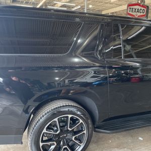 CHEVROLET SUBURBAN RST - 7