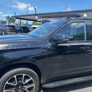 CHEVROLET SUBURBAN RST - 2