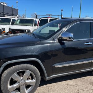 Jeep Grand Cherokee Overland - 2