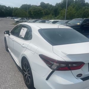 2022 Toyota CAMRY HYBRID SE 照片 6