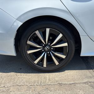 صورة مصغرة 19 لـ 2023 Honda CIVIC EX