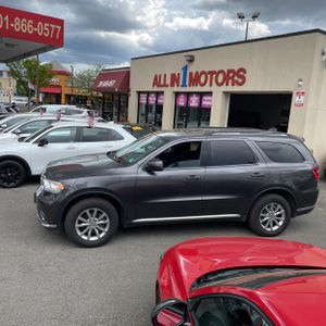 DODGE DURANGO SXT - 3