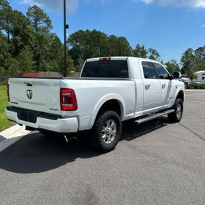 2022 RAM 3500 LARAMIE 照片 8