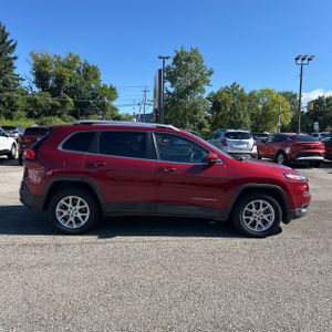 2017 JEEP CHEROKEE LATITUDE photo 10