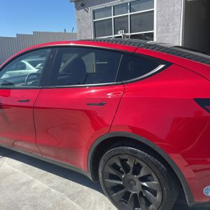 TESLA MODEL Y LONG RANGE - 6