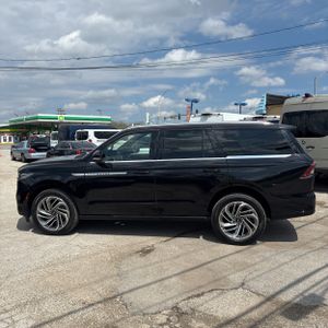 LINCOLN NAVIGATOR RESERVE - 3