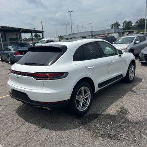 2019 Porsche MACAN BASE — фото 8