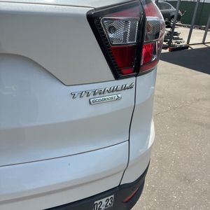 2017 FORD ESCAPE TITANIUM thumbnail 23