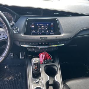 2019 Cadillac XT4 SPORT — фото 37