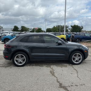 PORSCHE MACAN BASE - 10