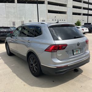 VOLKSWAGEN TIGUAN SE - 5