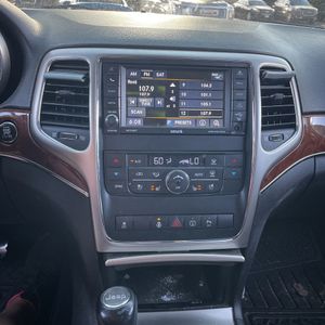 2013 JEEP GRAND CHEROKEE LIMITED thumbnail 38
