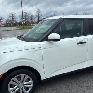 KIA SOUL LX - 2