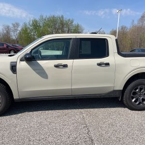 FORD MAVERICK XLT - 4