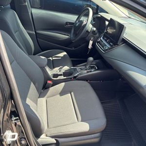 صورة مصغرة 29 لـ 2025 Toyota COROLLA LE