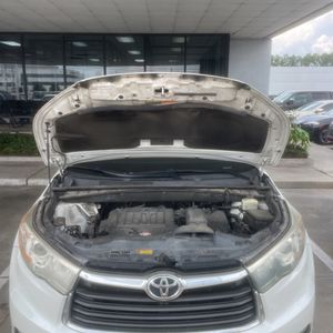 صورة 45 لـ 2016 Toyota HIGHLANDER XLE