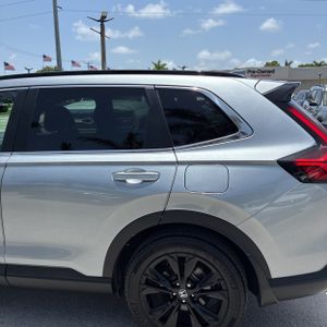2024 Honda CR-V HYBRID SPORT TOURING photo 6