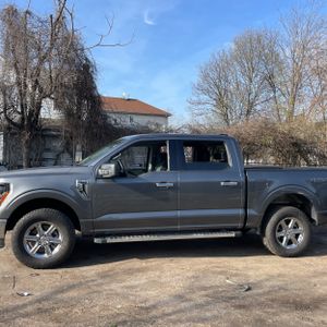 FORD F-150 XLT - 3