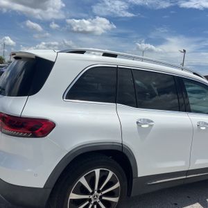 صورة 9 لـ 2021 Mercedes-BENZ GLB
