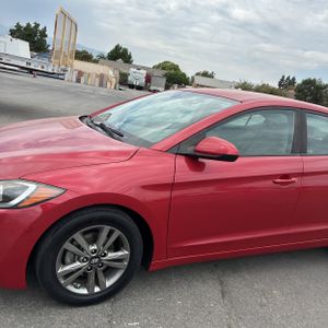 2018 Hyundai ELANTRA SEL 照片 2