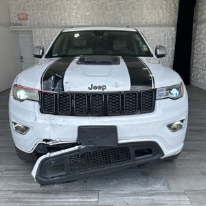 2017 JEEP GRAND CHEROKEE OVERLAND — фото 12