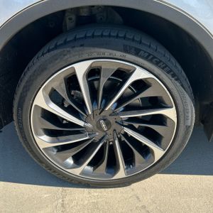 صورة 13 لـ 2020 Lincoln AVIATOR RESERVE