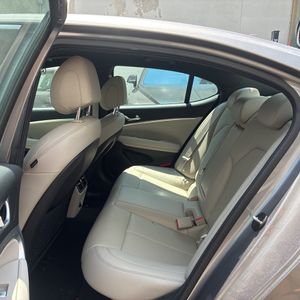 2023 Genesis G70 2.0T — миниатюра 31