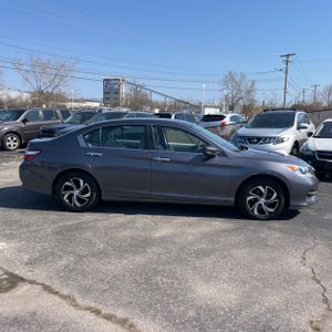 HONDA ACCORD LX - 10