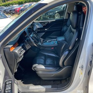 صورة 32 لـ 2020 Lincoln AVIATOR RESERVE