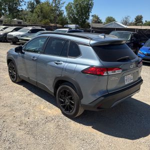2022 Toyota COROLLA CROSS LE photo 5