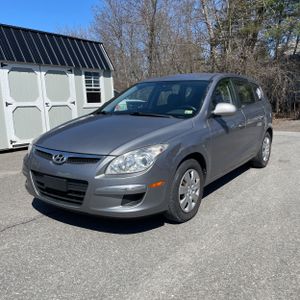 HYUNDAI ELANTRA TOURING GLS - 1