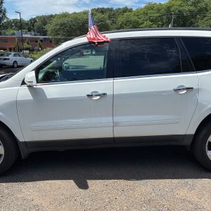 2016 Chevrolet TRAVERSE LT — фото 4