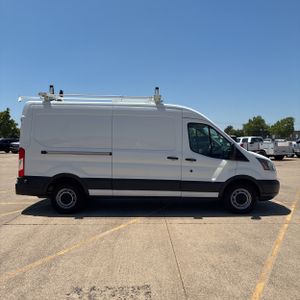 FORD TRANSIT 150 - 10