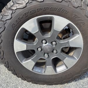 2018 JEEP WRANGLER UNLIMITED SAHARA — миниатюра 18
