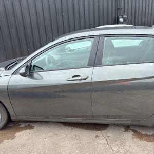 HYUNDAI ELANTRA SEL - 4