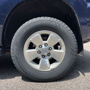 2006 Toyota 4RUNNER SR5 thumbnail 18