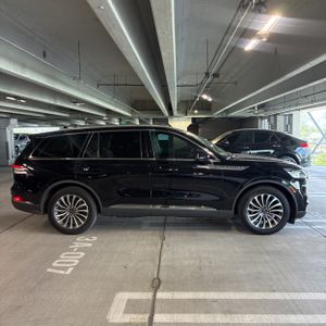 صورة 10 لـ 2023 Lincoln AVIATOR STANDARD