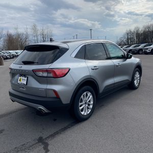 FORD ESCAPE SE - 8