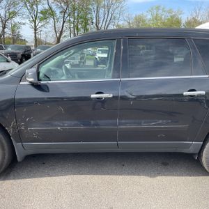 CHEVROLET TRAVERSE LT - 4