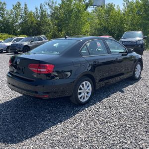 صورة 8 لـ 2015 Volkswagen JETTA SE