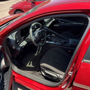 صورة مصغرة 29 لـ 2023 Hyundai ELANTRA SEL
