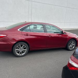 TOYOTA CAMRY - 10
