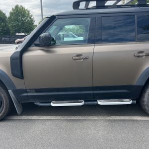 2021 LAND Rover DEFENDER 110 X-DYNAMIC HSE — фото 4