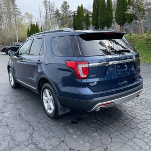 FORD EXPLORER XLT - 5